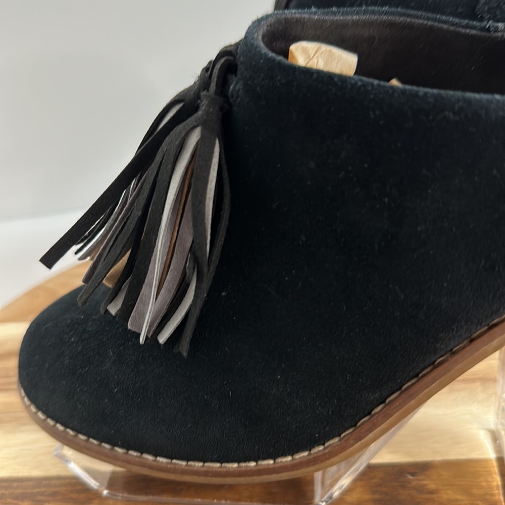 Women’s Tom’s black suede “Leila” slip-on clogs SZ 8.5 fringe tassels - Picture 6 of 15